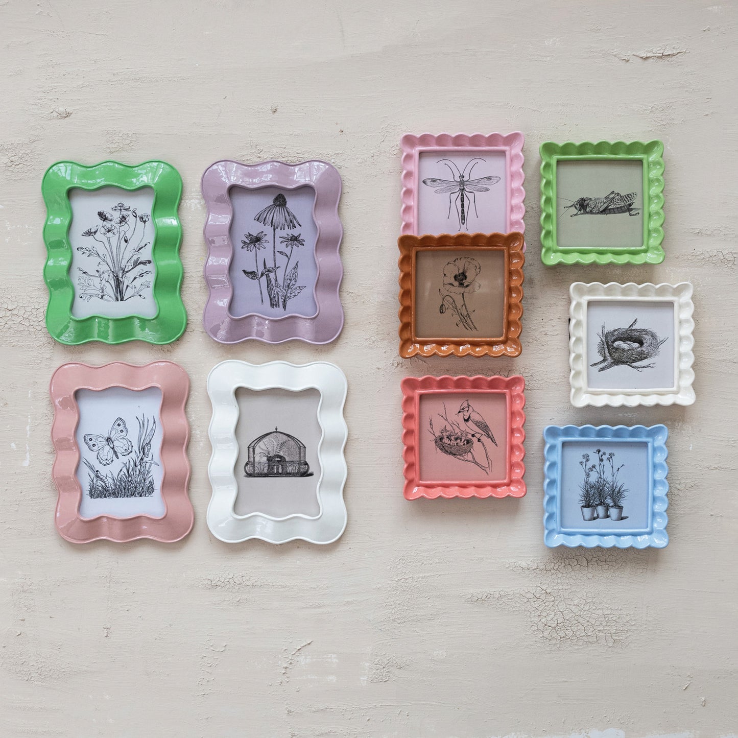 Resin Wavy Photo Frame, 4 Colors