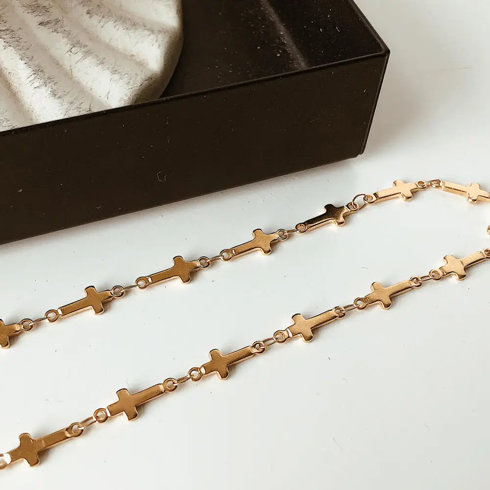 Dilara 18K Gold Non-Tarnish Cross Choker