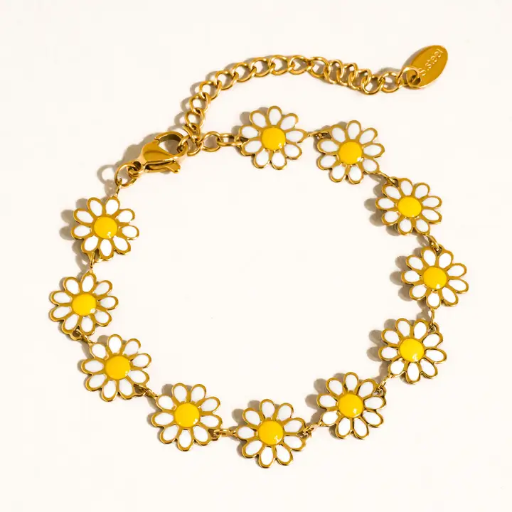 18K Gold Non-Tarnish Daisy Flower Bracelet