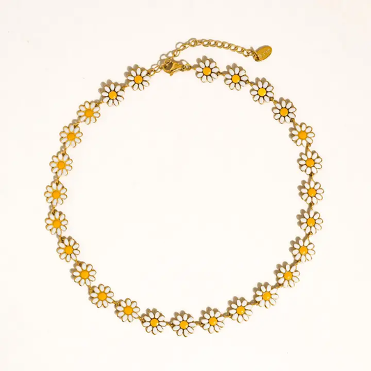 18K Gold Non-Tarnish Daisy Flower Necklace